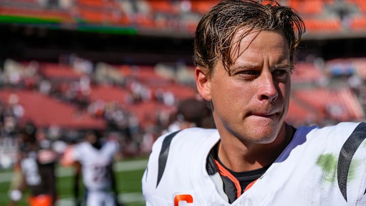 Cincinnati Bengals quarterback Joe Burrow (9) shakes hands after the fourth quarter of the NFL Week 1 game between the Cleveland Browns and the Cincinnati Bengals at Huntington Bank Field in Cleveland on Sunday, Sept. 7, 2025. 