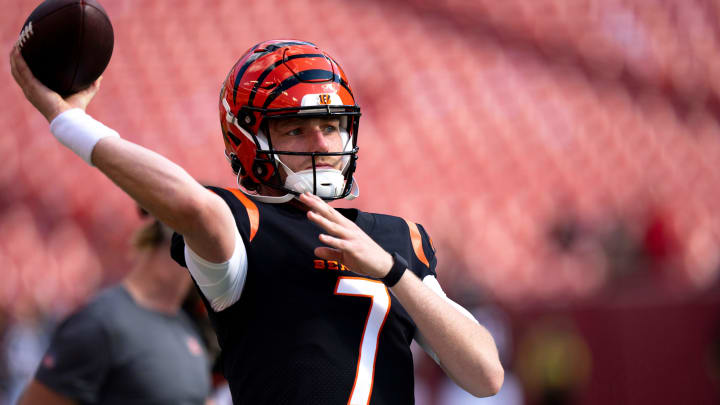 Cincinnati Bengals quarterback Reid Sinnett (7) warms up before the NFL preseason week 3 game between the Cincinnati Bengals and the Washington Commanders at FedEx Field in Landover, M.D., on Saturday, Aug. 26, 2023.