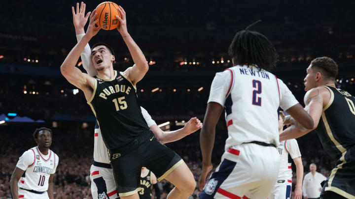 Purdue Boilermakers center Zach Edey (15) attempts a shot during the Men's NCAA national championship game against the Connecticut Huskies 