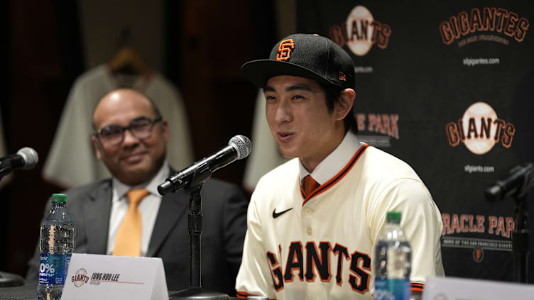 San Francisco Giants Introduce Jung Hoo Lee