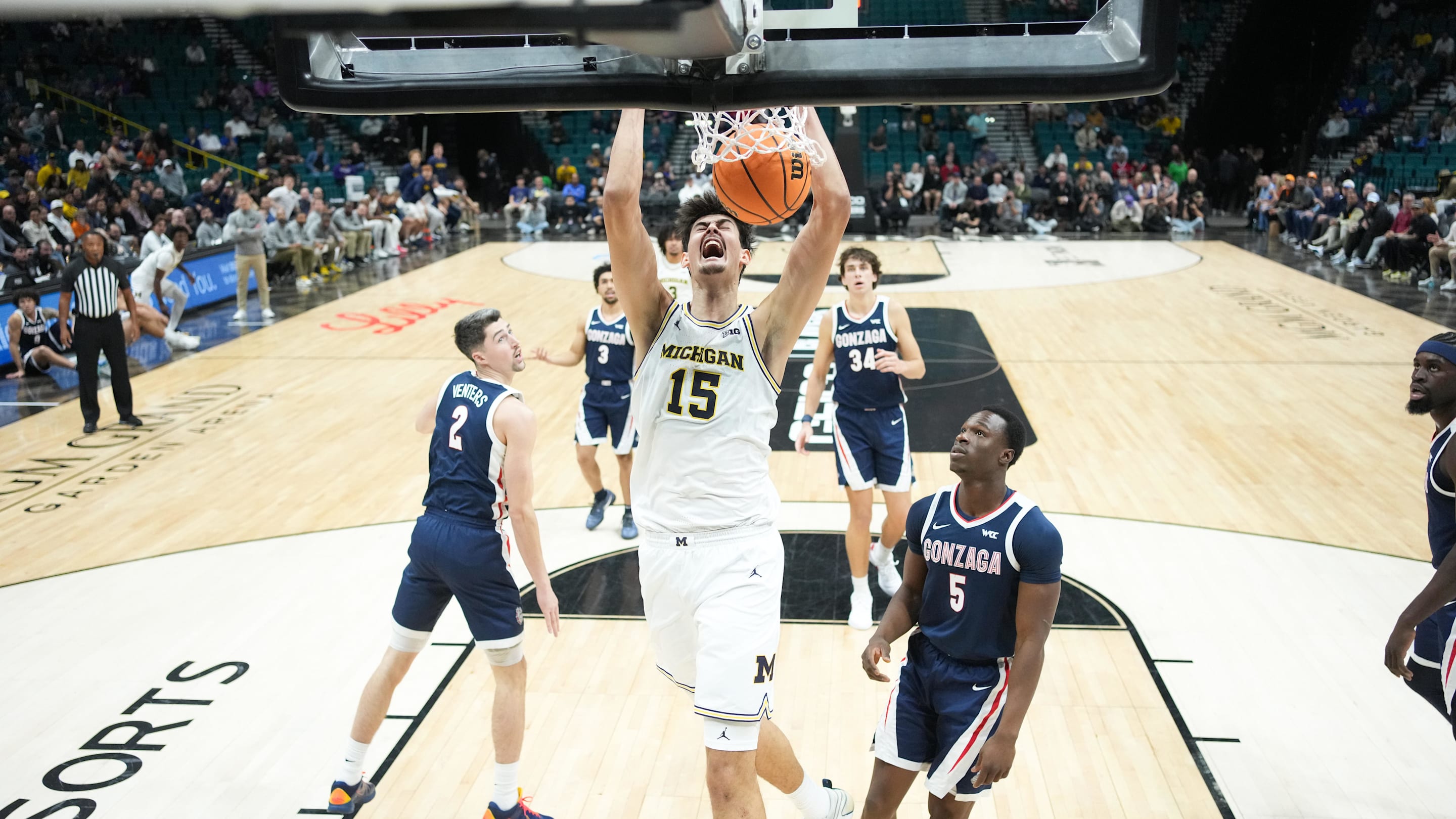 College Basketball AP Top 25: Michigan Soars in Rankings After Huge Win Over Gonzaga