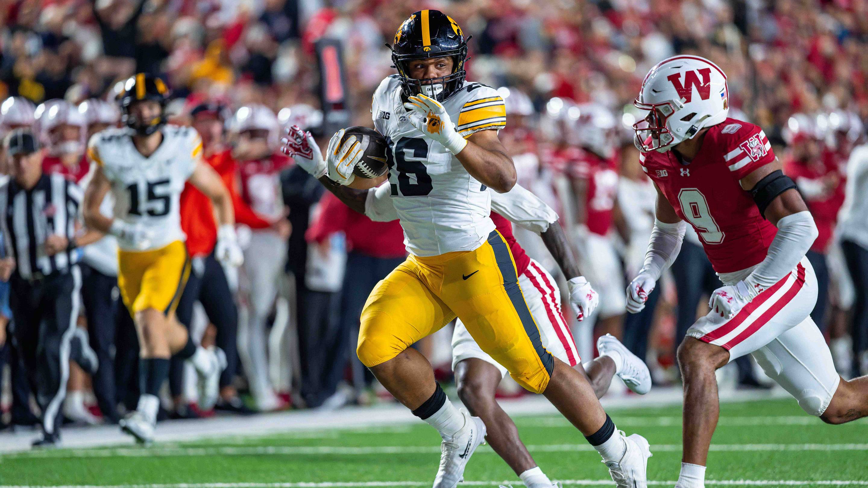 Kickoff Time for Wisconsin's Massive Halloween Showdown With Iowa Announced