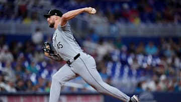 Chicago White Sox v Miami Marlins