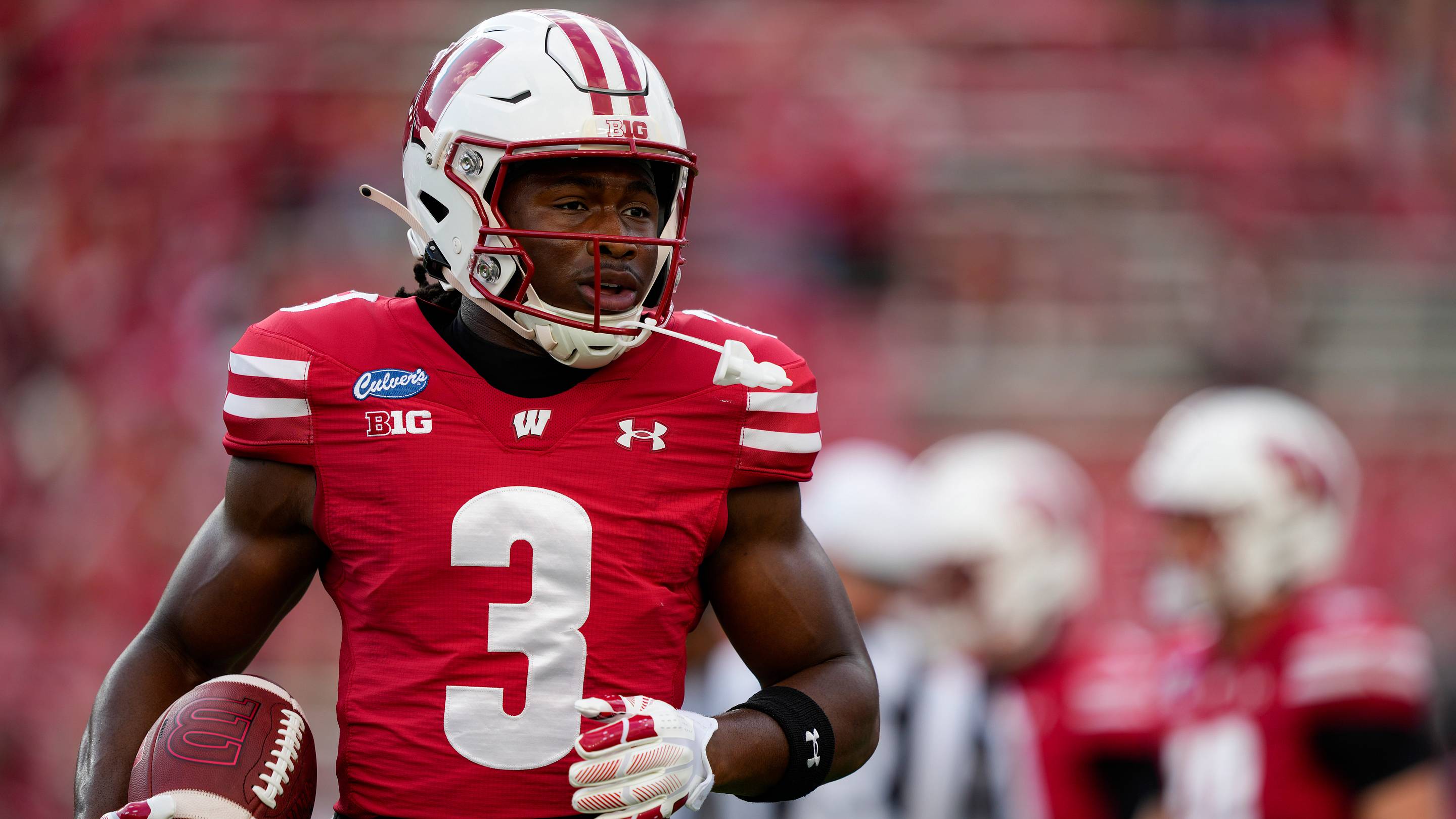 Luke Fickell Provides Injury Updates on Key Offensive Starters Abu Sama, Austin Kawecki