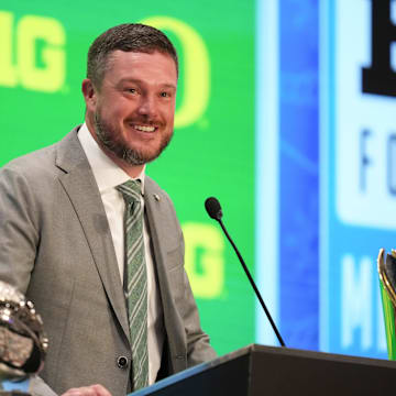 Jul 23, 2025; Las Vegas, NV, USA; Oregon head coach Dan Lanning speaks to the media during the Big Ten NCAA college football media days at Mandalay Bay Resort. Mandatory Credit: Lucas Peltier-Imagn Images