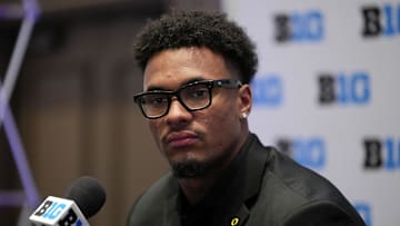 Jul 23, 2025; Las Vegas, NV, USA; Oregon tight end Kenyon Sadiq speaks to the media during the Big Ten NCAA college football media days at Mandalay Bay Resort. Mandatory Credit: Lucas Peltier-Imagn Images