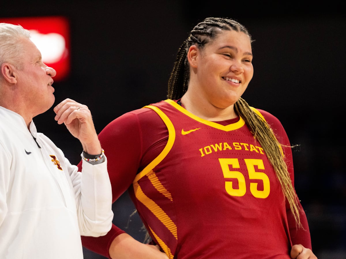 Audi Crooks Breaks Iowa State Scoring Record