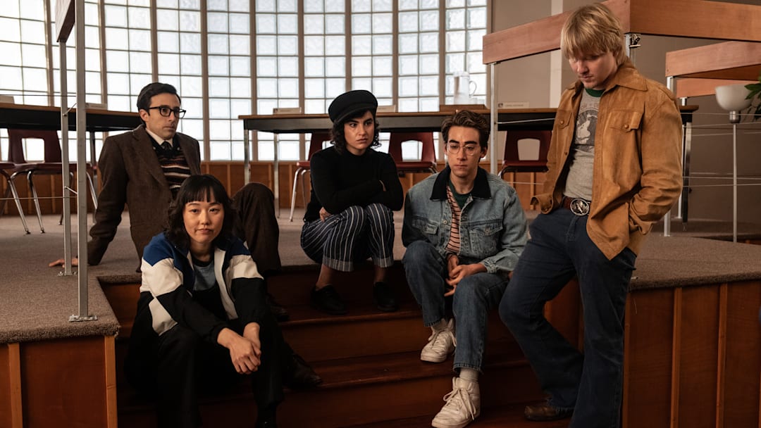 L-R: Josh Zuckerman as Mr. Martin, Ci Hang Ma as Quinn, Sarah Yarkin as Rhonda, Nick Pugliese as Charley, and Miles Elliot as Yuri in School Spirits season 3 