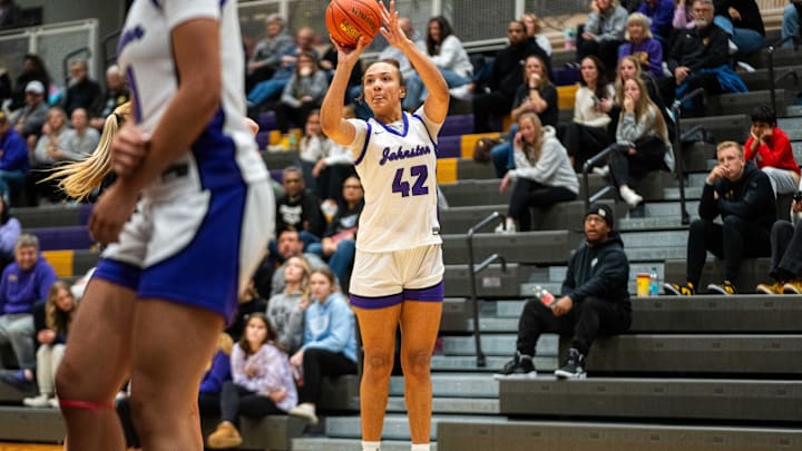 Amani Jenkins and Johnston picked up another win Monday at the state tournament in Class 5A.