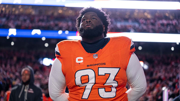 Denver Broncos v Washington Commanders - NFL 2025