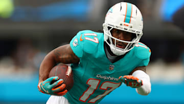 Miami Dolphins v Carolina Panthers - NFL 2025