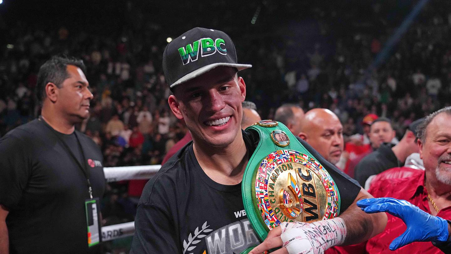 David Benavidez Calls Out Canelo Alvarez With Bold Beterbiev vs Bivol Pick