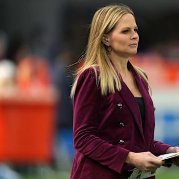 Dec 12, 2021; Inglewood, California, USA; Fox Sports sideline reporter reacts Shannon Spake during the game between the Los Angeles Chargers and the New York Giants at SoFi Stadium. 