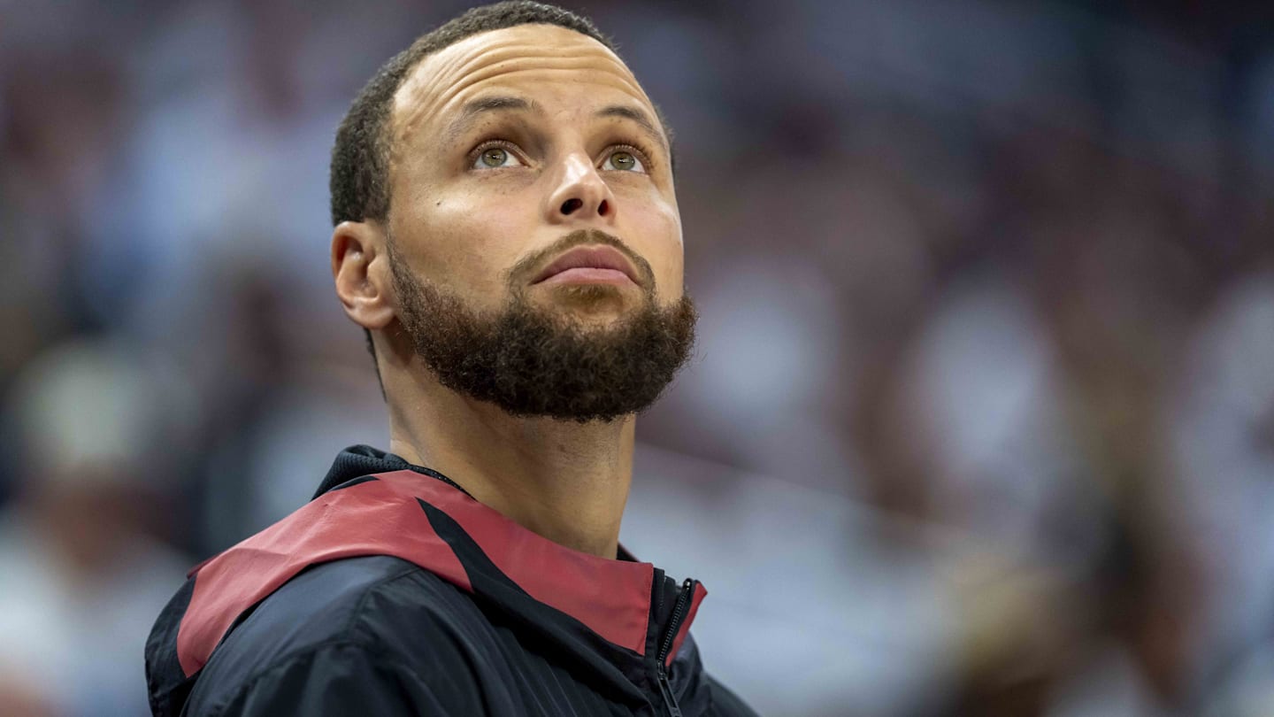 Stephen Curry Marks 14th Anniversary Reflecting on Challenging Year
