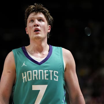 The Charlotte Hornets guard Kon Knueppel are underdogs on Thursday.