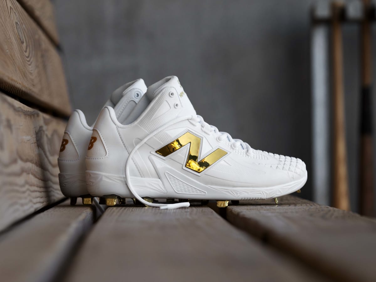 New Balance Unveils Shohei Ohtani s Signature Cleats Apparel