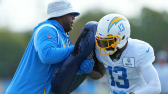 New Bears receivers coach Chris Beatty works with Bears receiver Keenan Allen while both were with the Chargers.