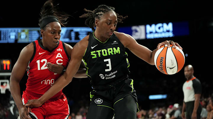 Jun 20, 2025; Las Vegas, Nevada, USA; Seattle Storm forward Nneka Ogwumike (3) controls the ball against Las Vegas Aces guard Chelsea Gray (12) during the second half of a WNBA basketball game at Michelob Ultra Arena. Jun 20, 2025; Las Vegas, Nevada, USA; Seattle Storm forward Nneka Ogwumike (3) controls the ball against Las Vegas Aces guard Chelsea Gray (12) during the second half of a WNBA basketball game at Michelob Ultra Arena.