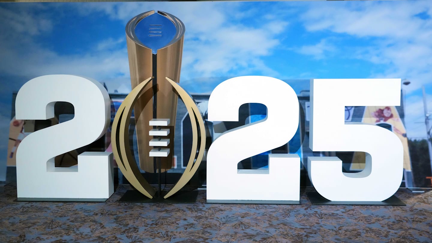 Big Ten, SEC Near Agreement on 16-Team College Football Playoff Format