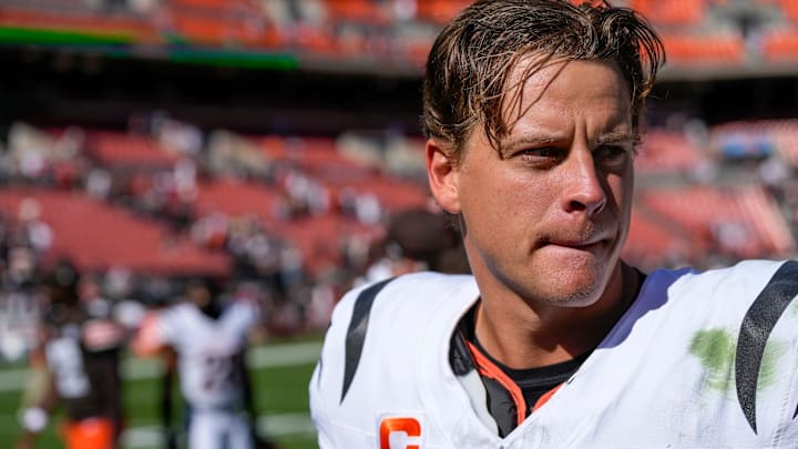 Cincinnati Bengals quarterback Joe Burrow (9) shakes hands after the fourth quarter of the NFL Week 1 game between the Cleveland Browns and the Cincinnati Bengals at Huntington Bank Field in Cleveland on Sunday, Sept. 7, 2025. The Bengals begin the season with a 17-16 win over the Browns.