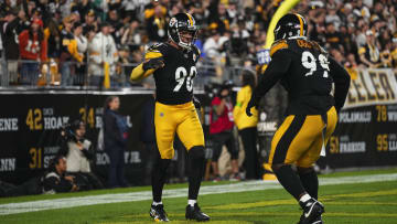 Cleveland Browns v Pittsburgh Steelers