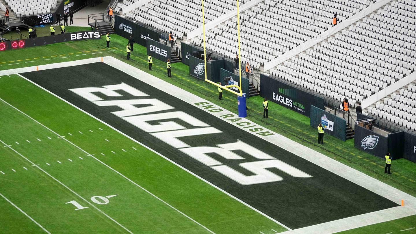 Philadelphia Eagles Face Season Blow: Brandon Graham Injury and Potential Replacements - News Directory 3