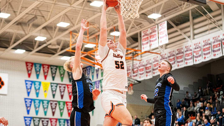 Trevin Jirak and West Des Moines Valley are ranked second in the latest IHSAA poll.