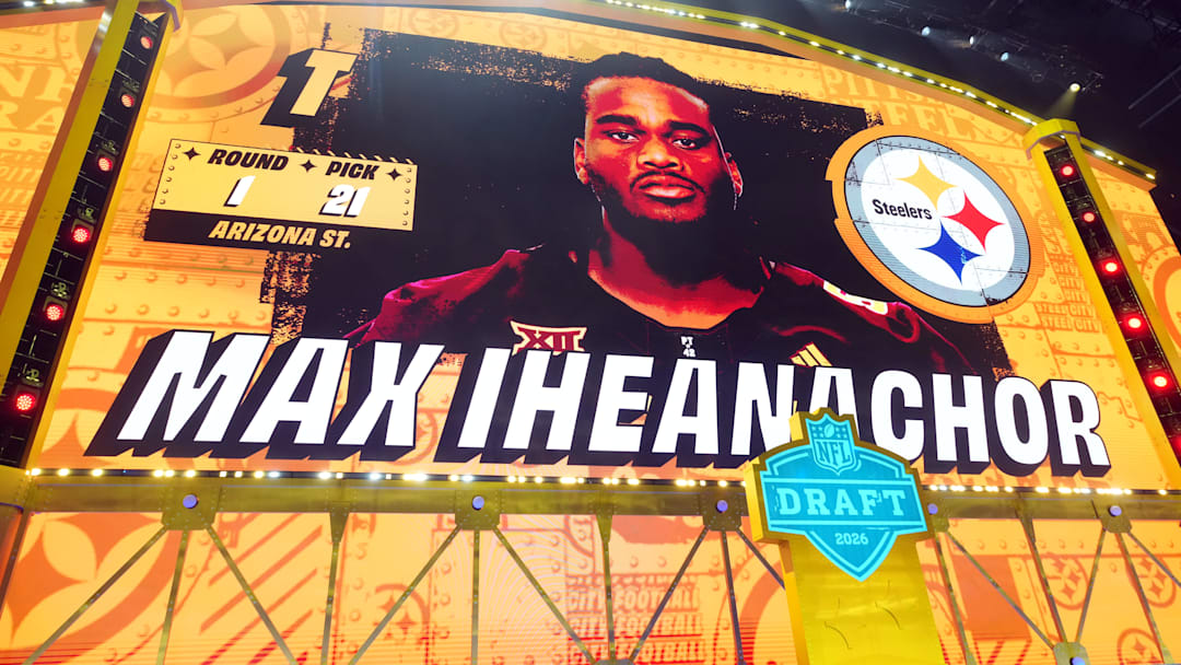 Arizona State Sun Devils offensive lineman Max Iheanachor