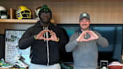 Five-star offensive tackle Immanuel Iheanacho with Oregon Ducks coach Dan Lanning