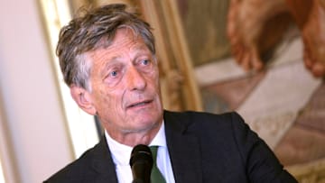 Nicolas de Tavernost annonce des mesures.