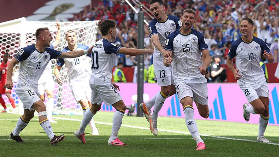 Bosnia players celebratin