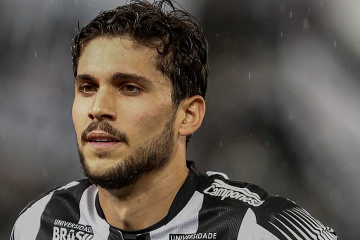 Igor Rabello Zagueiro Mercado Atlético-MG São Paulo