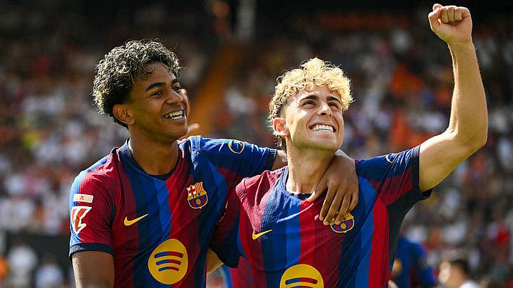 Lamine Yamal (left) and Fermín López decided the game early. Lamine Yamal (left) and Fermín López decided the game early.