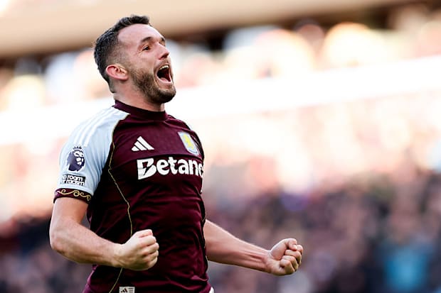 จอห์น แม็คกินน์ กองกลางแอสตัน วิลลา