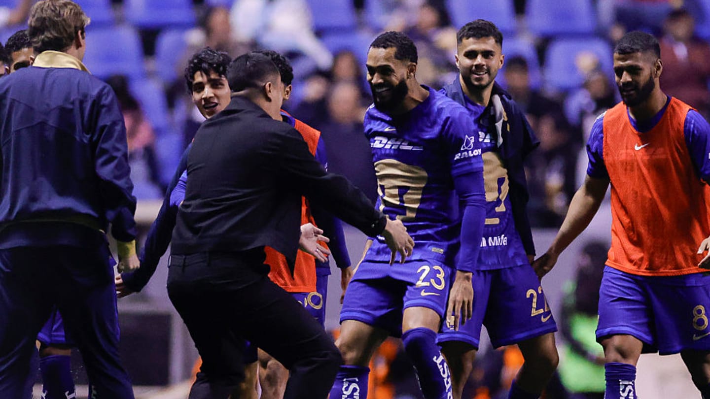 Pumas resucita y mantiene con vida a su técnico