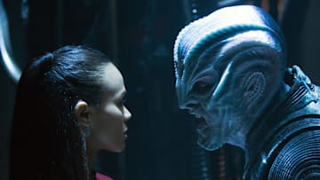 Nov. 1, STAR TREK BEYOND, 8:00-11:00 PM, ET/PT CBS announces the return of the CBS SUNDAY NIGHT MOVIES on Oct. 4, with six fan-favorite films from the Paramount Pictures library, including three "back to school"-themed comedies, FERRIS BUELLER'S DAY OFF, OLD SCHOOL and CLUELESS; a thriller just in time for Halloween, SCREAM; an out-of-this-world action adventure, STAR TREK BEYOND; and a comedy to enjoy during Thanksgiving weekend, COMING TO AMERICA. The first five movies will air on consecutive