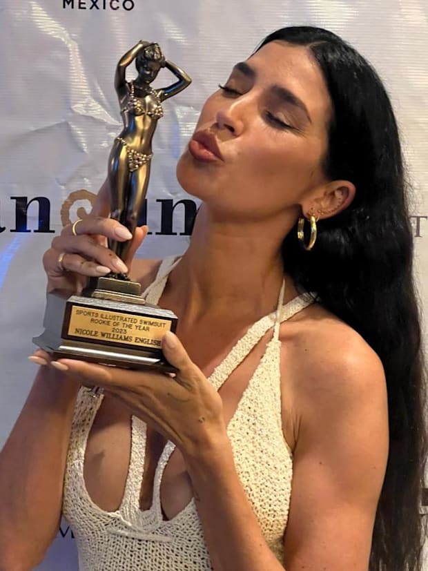 Nicole Williams English