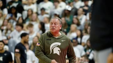 Michigan State head coach Tom Izzo yells to his players during a game against San Jose State on Thursday, Nov. 13, 2025.