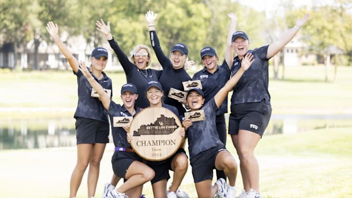 TCU Women's Golf team celebrating after a team win