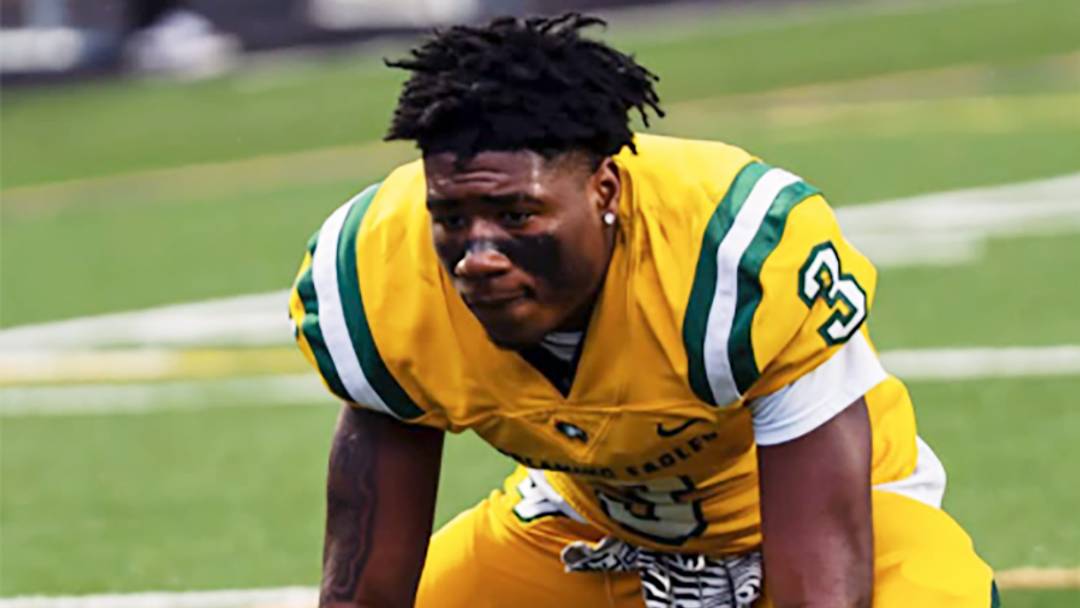 Khamarion Imes had over 200 all-purpose yards and three touchdowns in Seneca Valley's 31-28 win over Northwest.