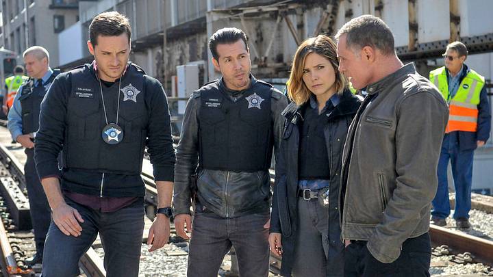 CHICAGO P.D. — “A Dead Kid, A Notebook, and a Lot of Maybes” Episode 307 — Pictured: (l-r) Jesse Lee Soffer as Jay Halstead, Jon Seda as Antonio Dawson, Sophia Bush as Erin Lindsay, Jason Beghe as Hank Voight — (Photo by: Matt Dinerstein/NBC)
