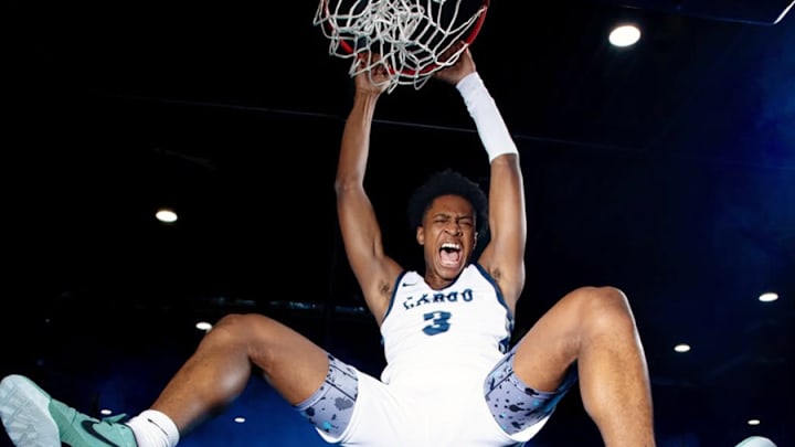 Michigan State bound star Cam Ward has the Lions heading towards the post-season with momentum and state rankings, after joining this week's Top 25 at No. 23.