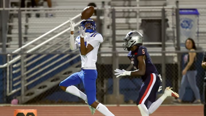 Santa Margarita wide receiver Trent Mosley scored four touchdowns in a 34-14 win at Bakersfield-Liberty last season 