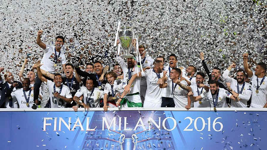 Real Madrid lift the Champions League trophy in 2016.