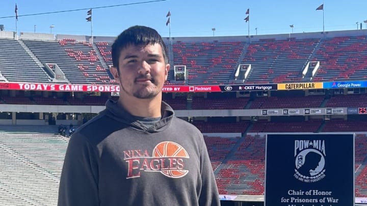 5-star offensive tackle Jackson Cantwell on a visit to Georgia