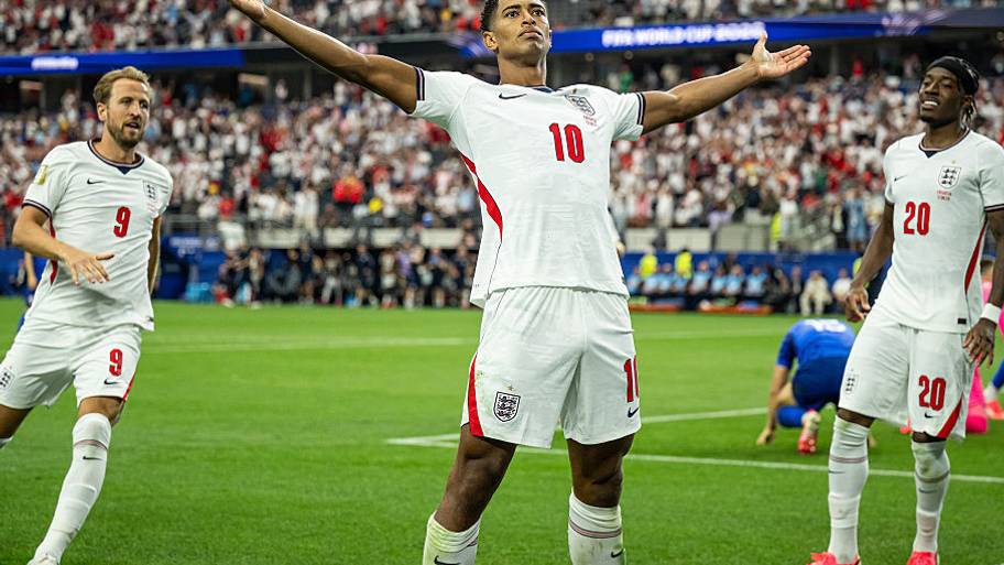 Jude Bellingham celebrates for England