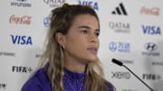 Tamires, lateral-esquerda e capitã da Seleção Brasileira