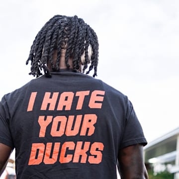 Oregon Ducks trolled by Oregon State Beavers