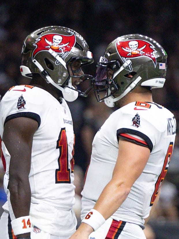 Tampa Bay Buccaneers wide receiver Chris Godwin and quarterback Baker Mayfield celebrate a touchdown against the New Orleans 