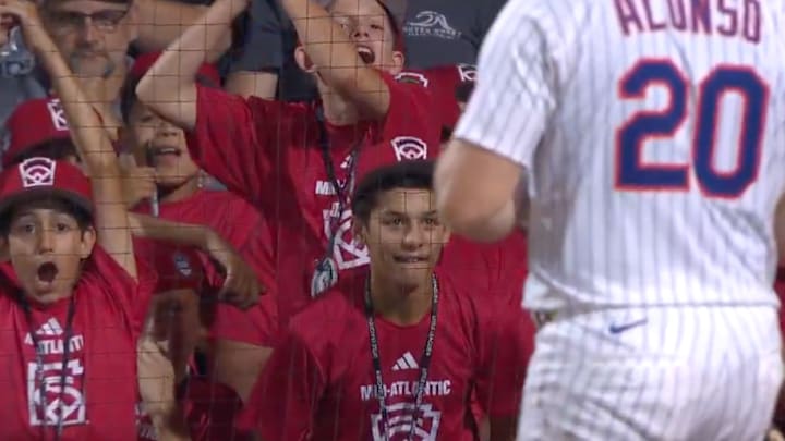 Little Leaguers had a message for Pete Alonso after he struck out. 